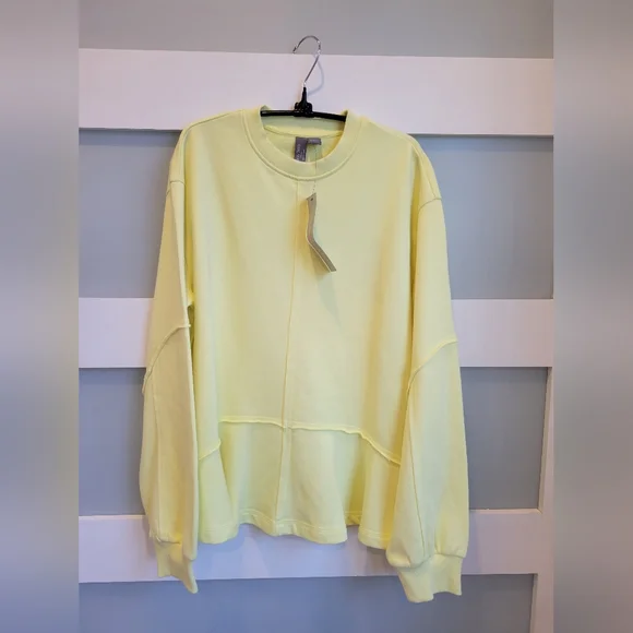 Sweatshirt - Picture 3 of 11